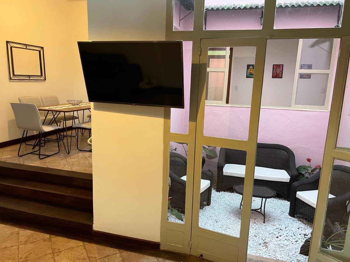 Casa Rosada Seu Refugio Na Serra Miguel Pereira Kültér fotó