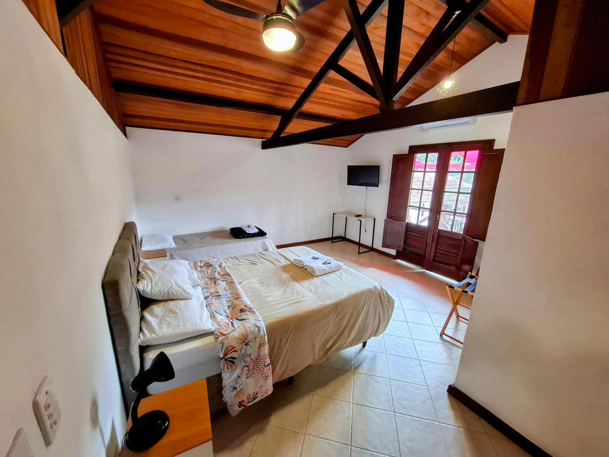 Casa Rosada Seu Refugio Na Serra Miguel Pereira Kültér fotó